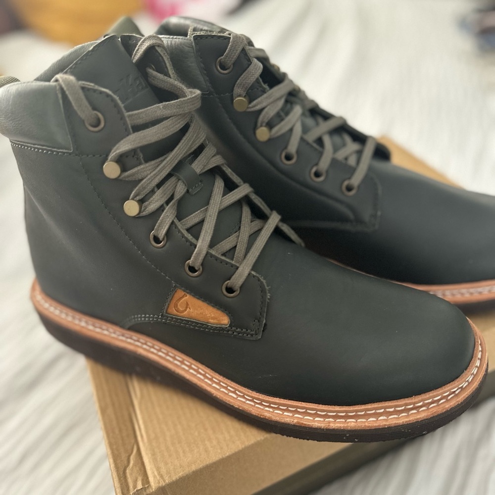BNIB OluKai Kilakila Men’s Boot | Size 9.5 | Color: Nori